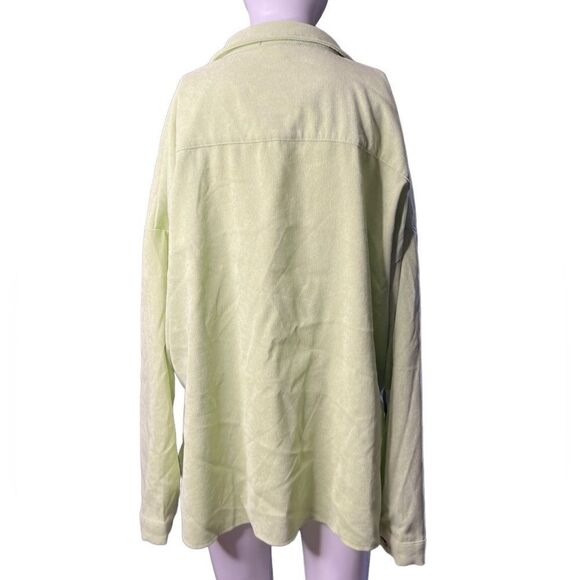 Kendall and Kylie Corduroy Button Down Shacket Green Size Medium - Picture 2 of 3